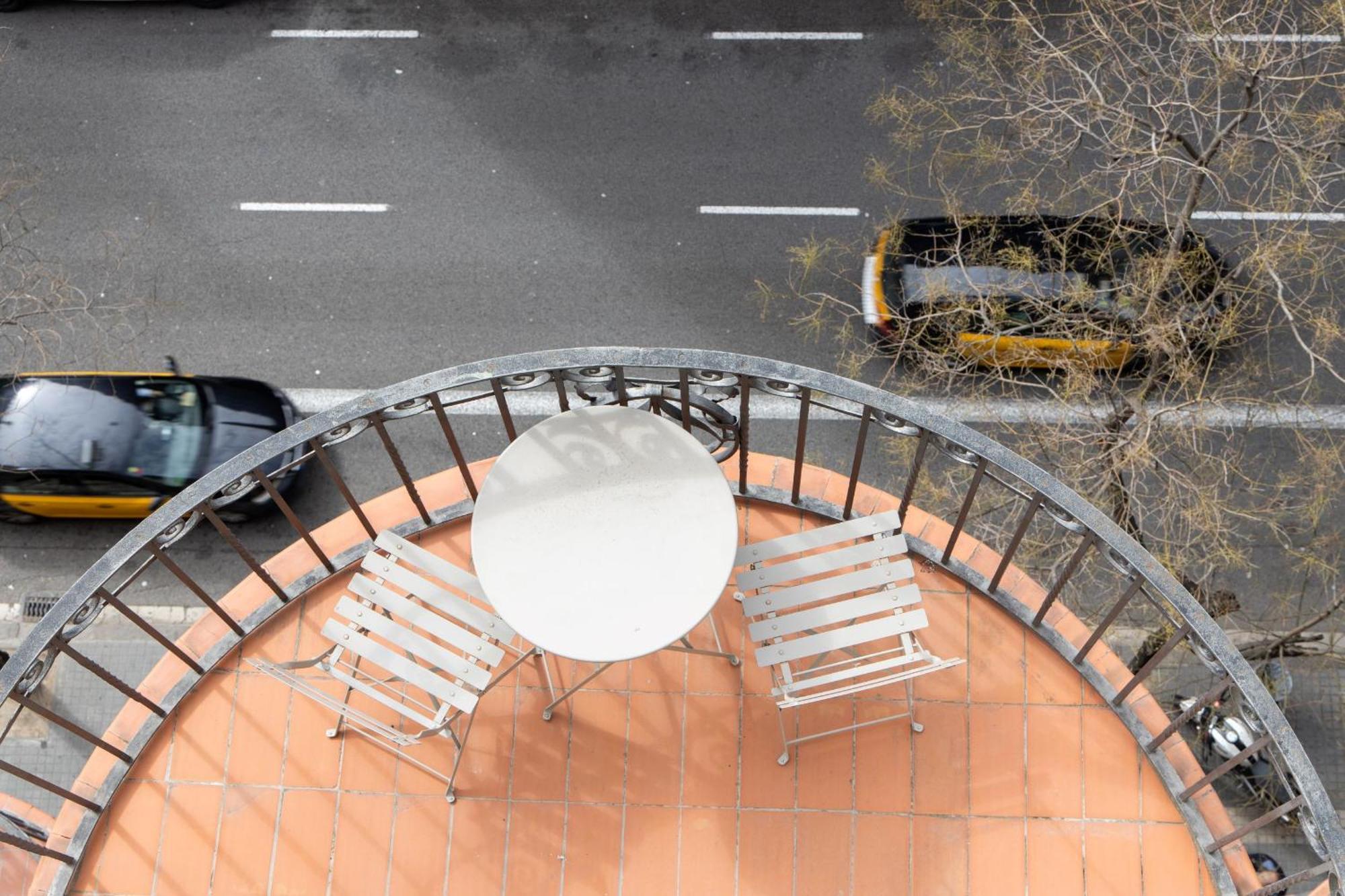 Ola Living Diagonal II Apartments Barcelona Bagian luar foto